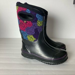 COPY - Bogs Floral Print Black Waterproof Boots Girl Size 3.